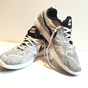 Nike Lunartempo 2 shoes off white size 15